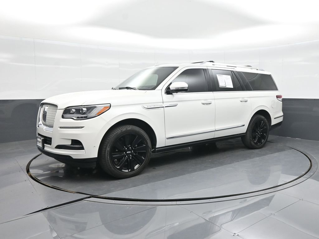 Certified 2024 Lincoln Navigator L Reserve AWD/4WD image 26