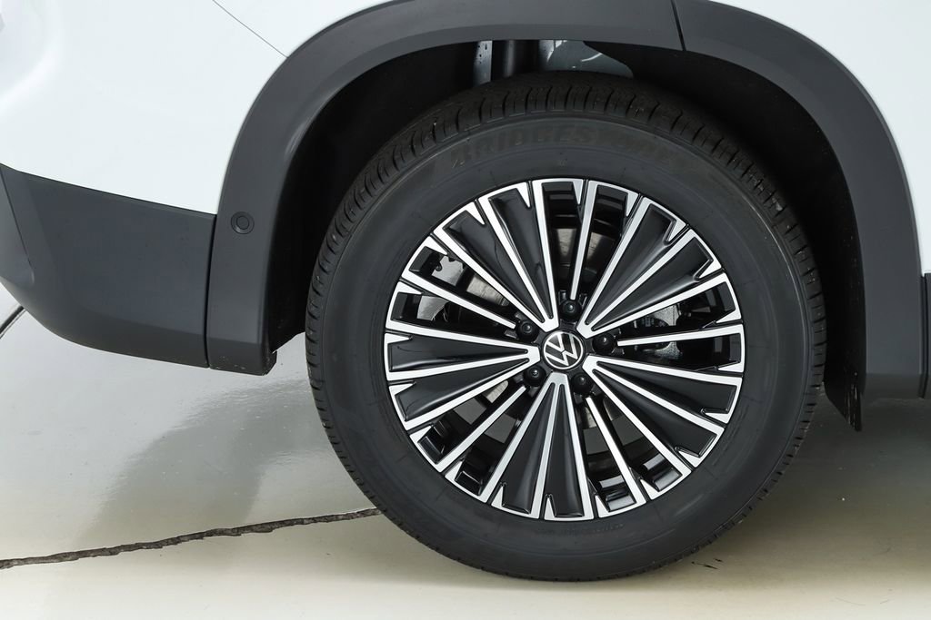 New 2026 Volkswagen Tiguan S image 13