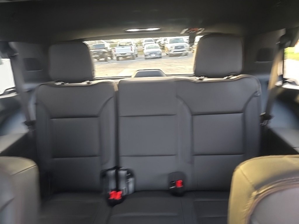 Used 2024 Chevrolet Tahoe High Country image 19