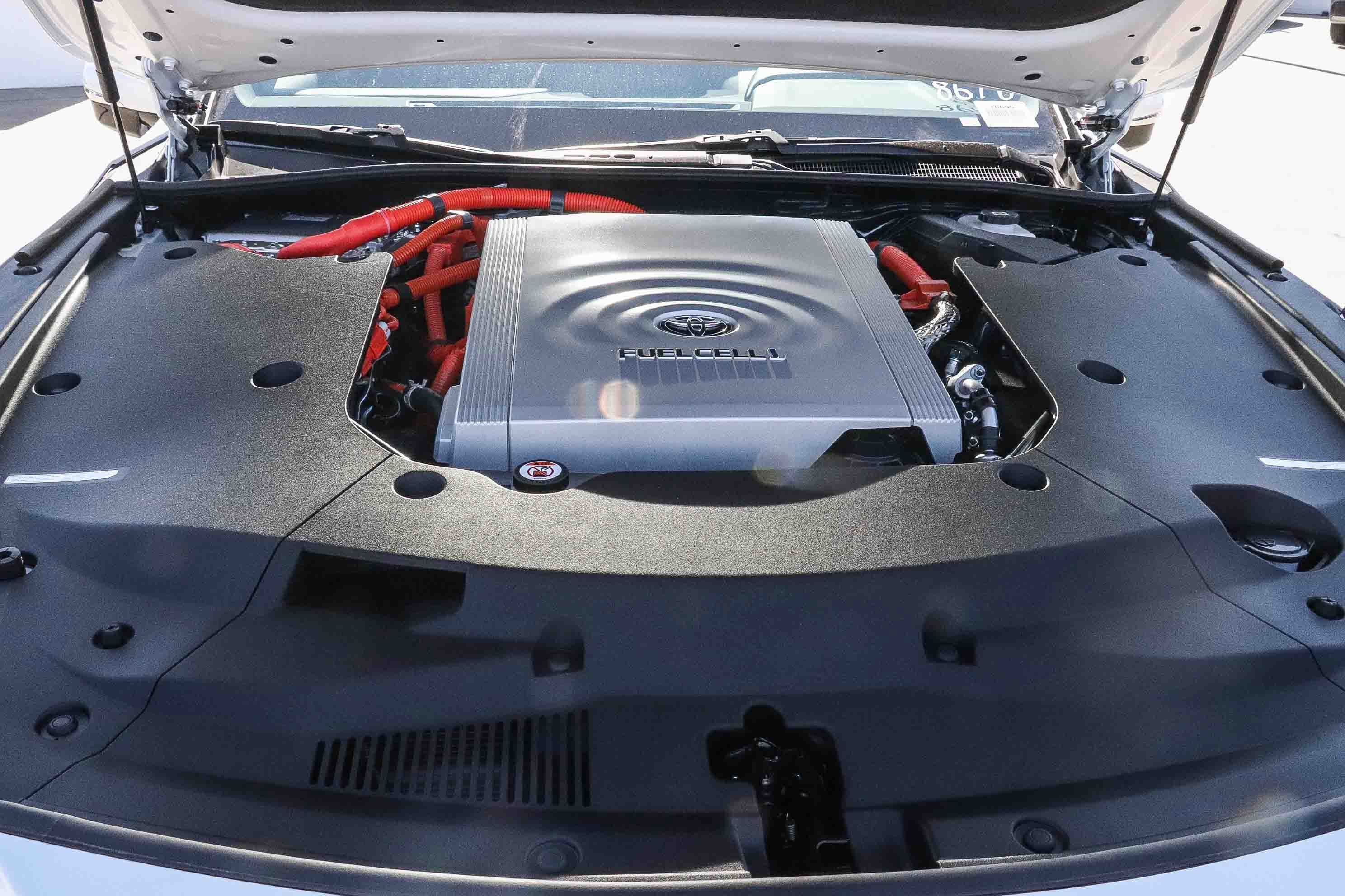 New 2026 Toyota Mirai XLE image 12