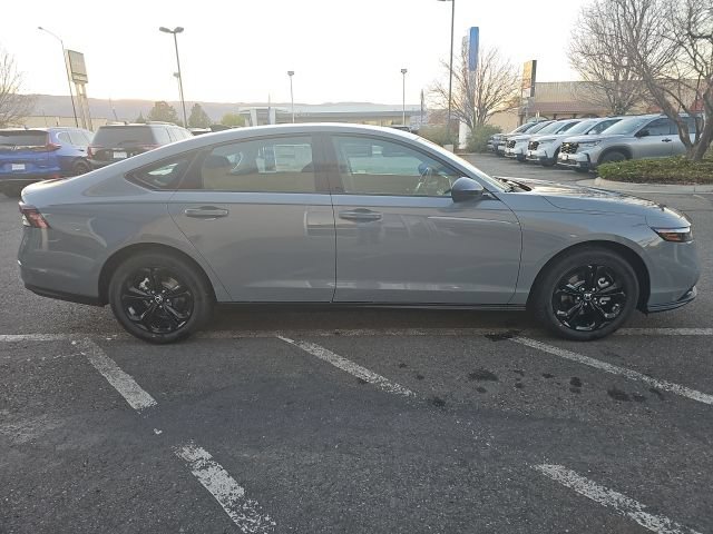 New 2025 Honda Accord SE image 4
