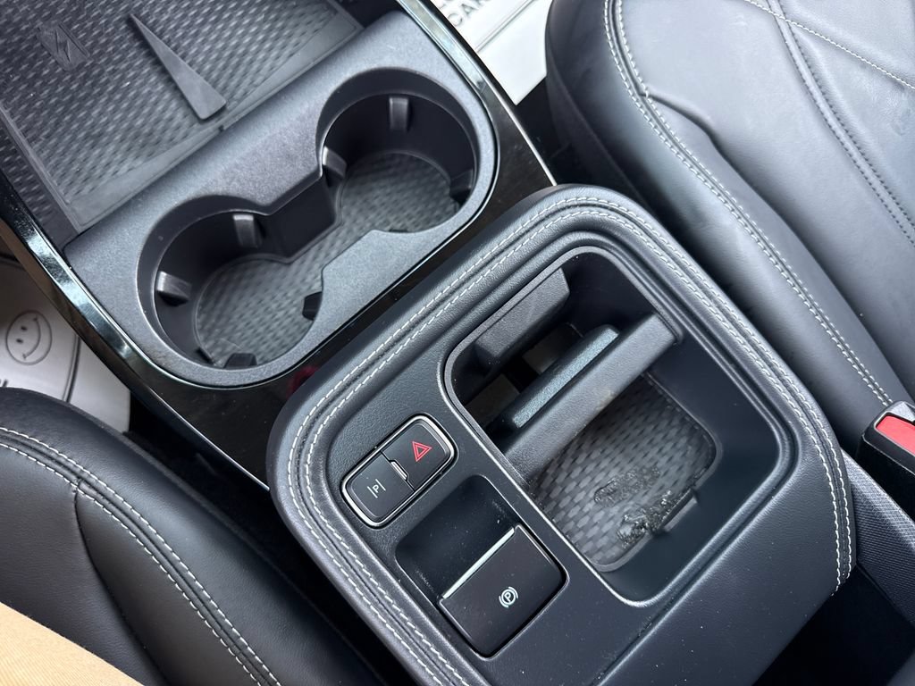 Used 2025 Ford Mustang Mach-E Select AWD/4WD image 33