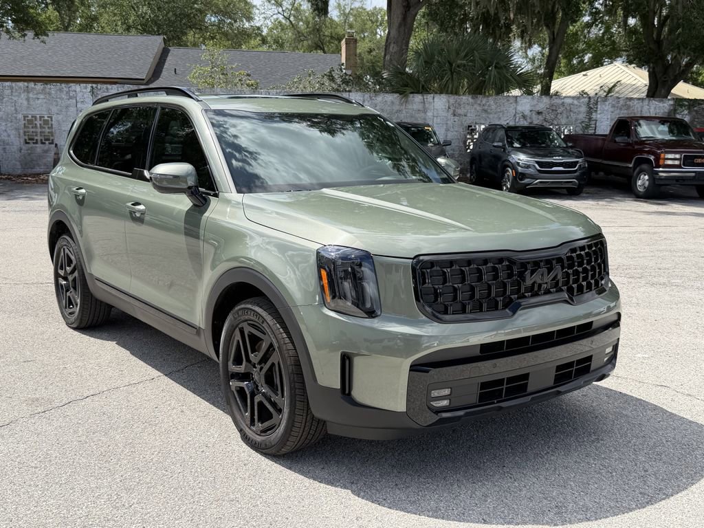 Certified 2025 Kia Telluride SX Prestige X-Line AWD/4WD image 2
