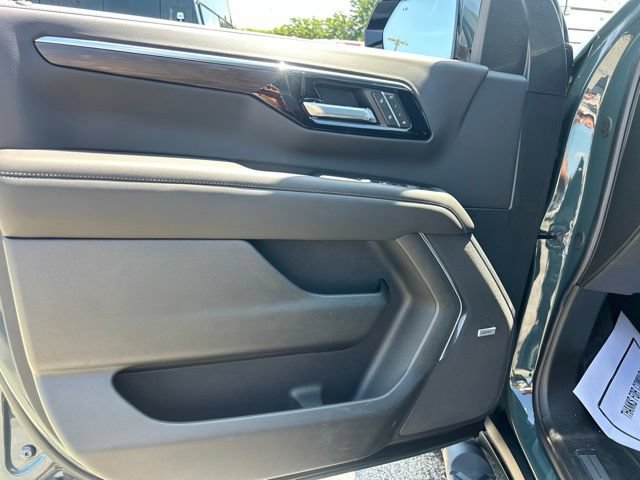 New 2026 Chevrolet Tahoe Z71 w/ Comfort Package AWD/4WD image 11