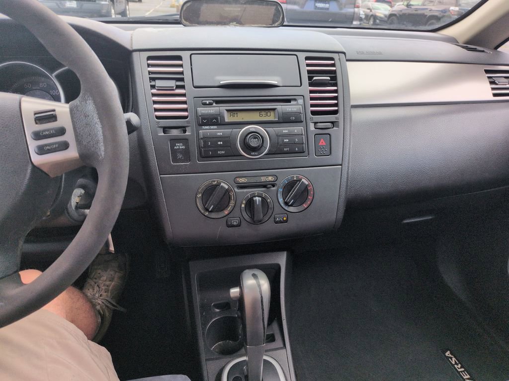 Used 2009 Nissan Versa 1.8 S w/ PWR Pkg FWD image 18