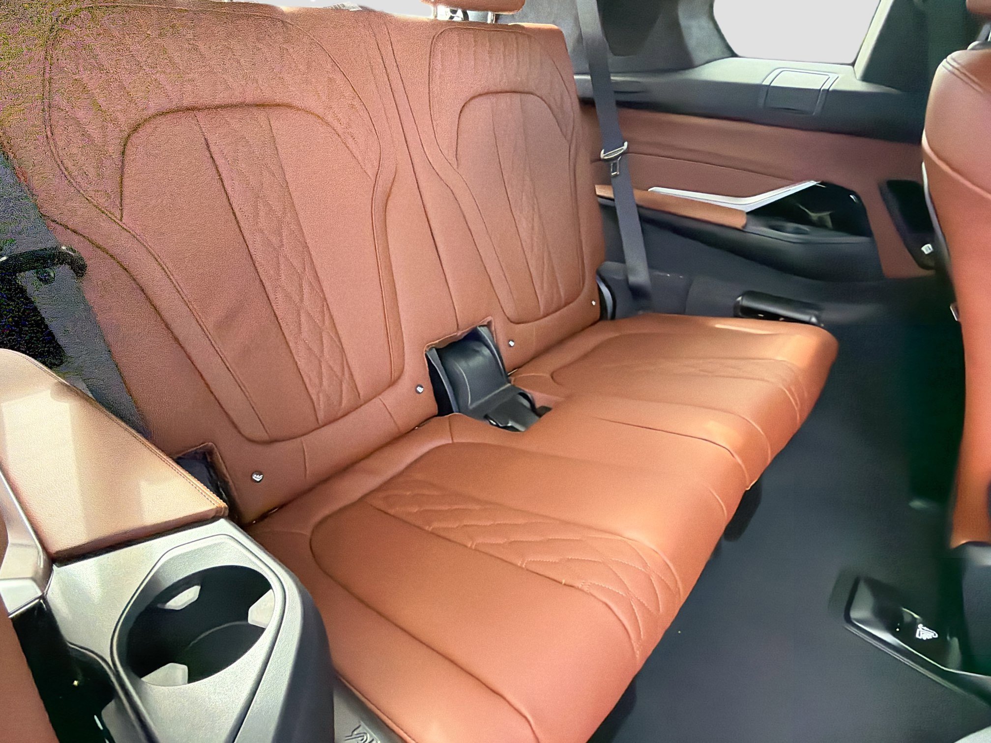 New 2026 BMW X7 M60i image 21