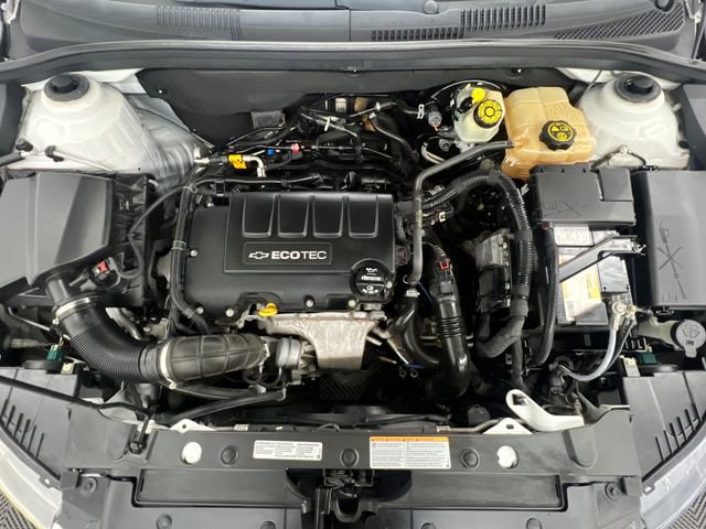 Used 2016 Chevrolet Cruze LT image 14