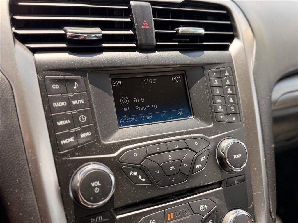 Used 2018 Ford Fusion S FWD image 24