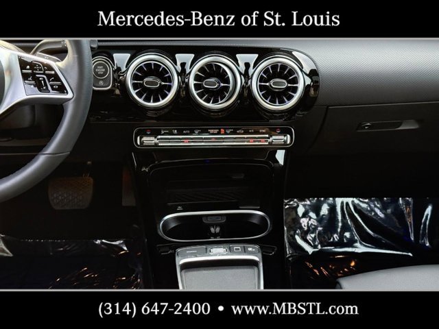 Certified 2026 Mercedes-Benz CLA 250 4MATIC image 13