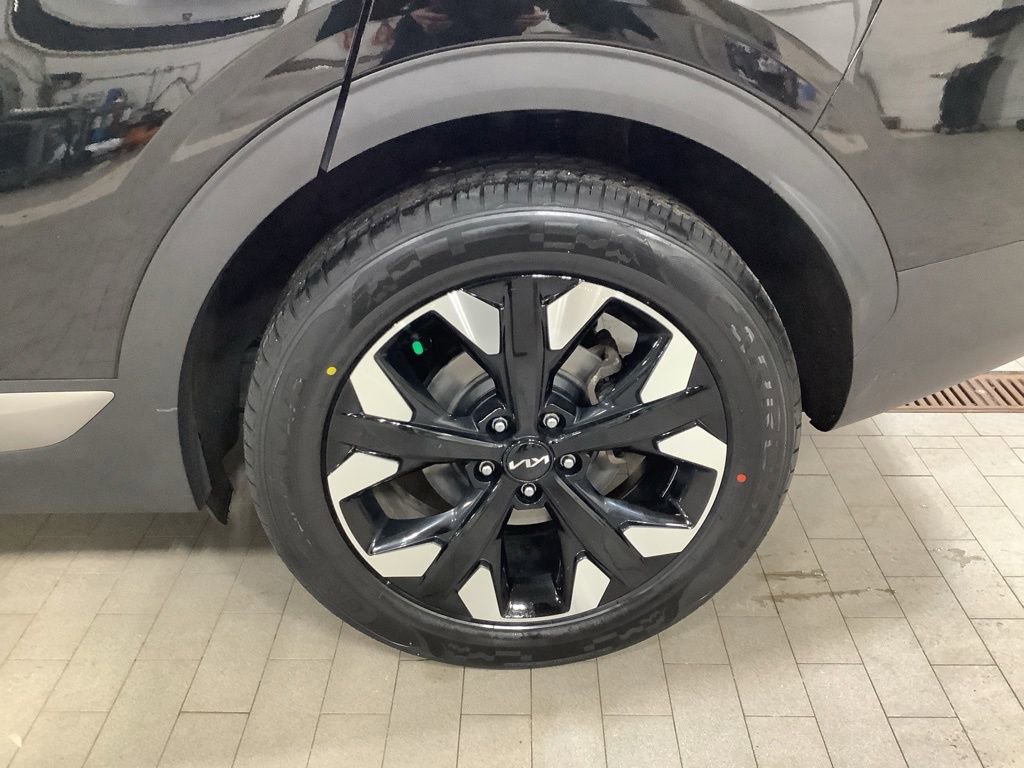 Certified 2023 Kia Sportage X-Line w/ X-Line Premium Package image 9