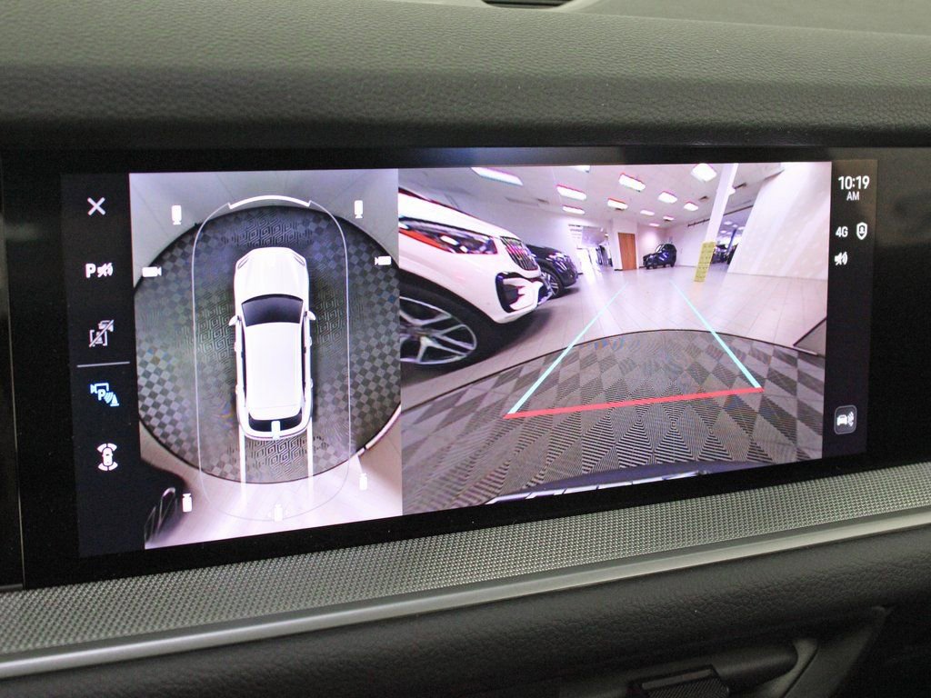 Certified 2025 Porsche Cayenne image 28