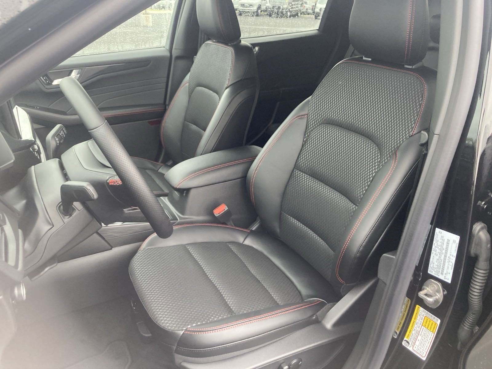 New 2024 Ford Escape ST-Line Select w/ Tech Pack #2 image 39