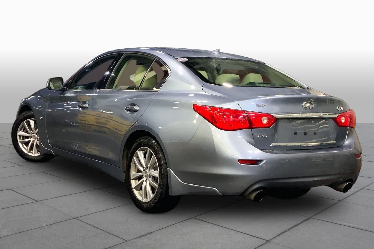 Used 2017 INFINITI Q50 3.0t Premium w/ Driver Assistance Package AWD/4WD image 12