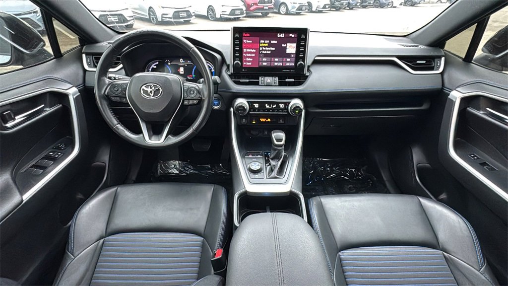 Used 2022 Toyota RAV4 XSE image 25