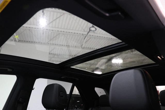 Used 2024 Mercedes-Benz GLE 350 4MATIC image 31