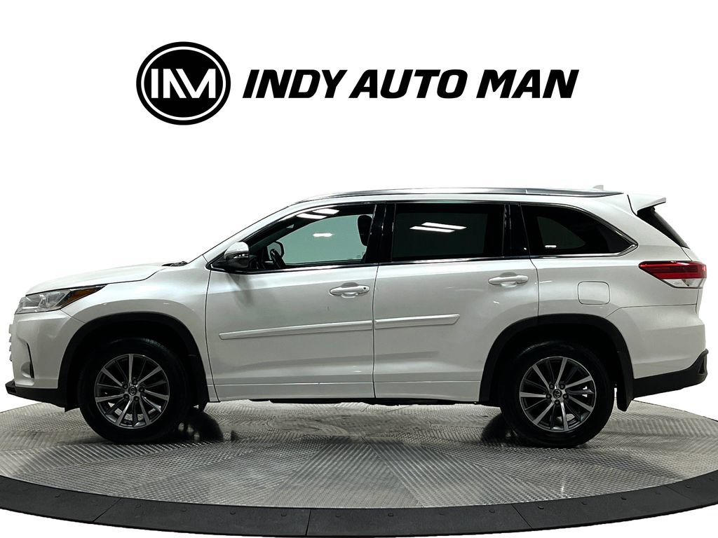Used 2018 Toyota Highlander XLE AWD/4WD image 7