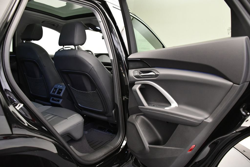 Used 2025 Audi Q5 Premium w/ Convenience Package image 51