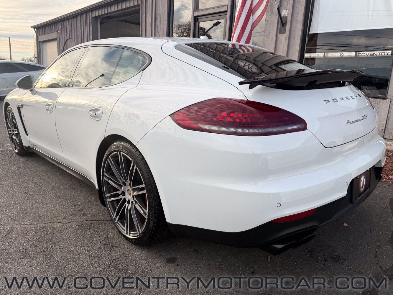 Used 2016 Porsche Panamera GTS AWD/4WD image 7