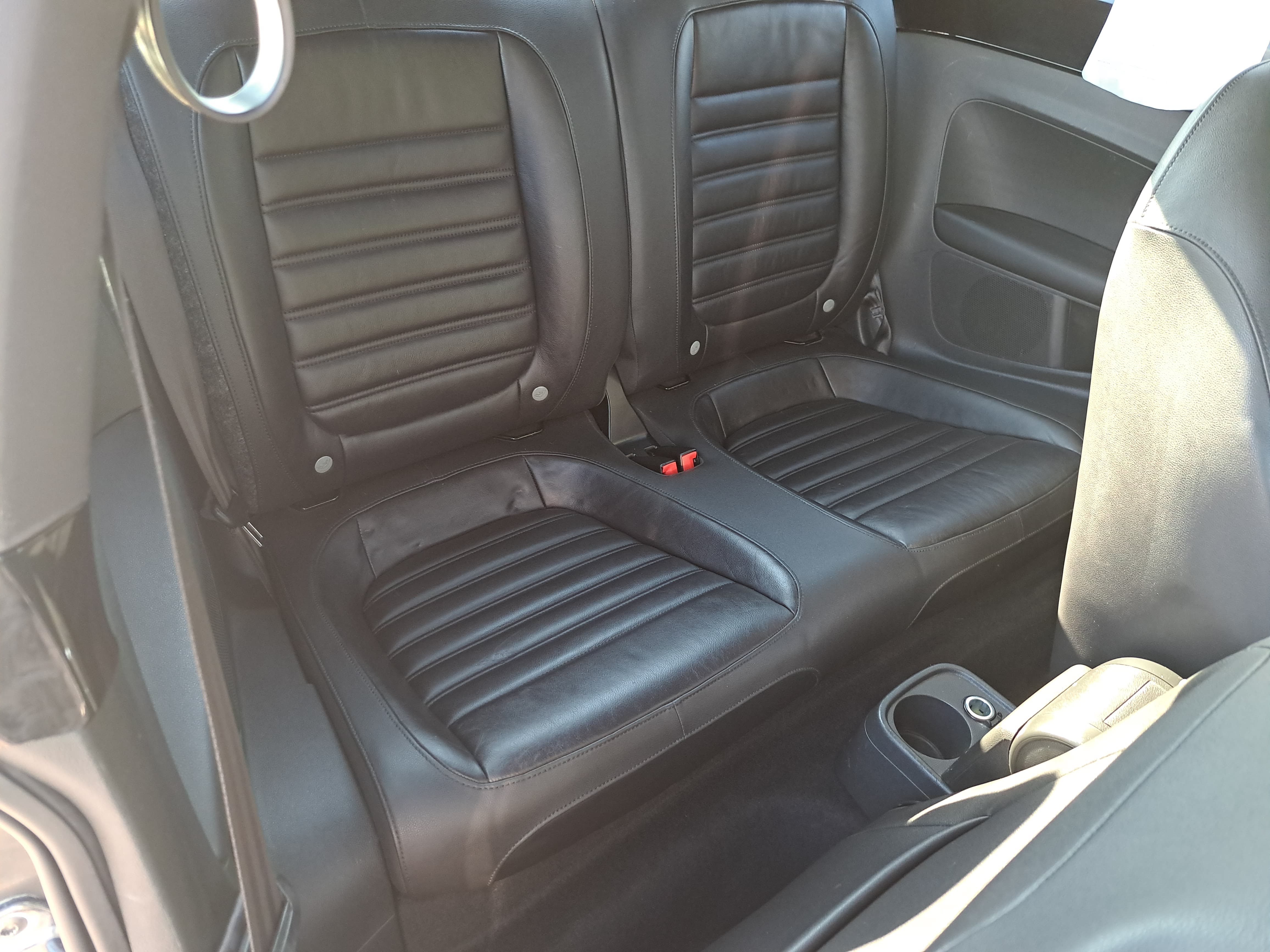 Used 2012 Volkswagen Beetle 2.0T FWD image 11