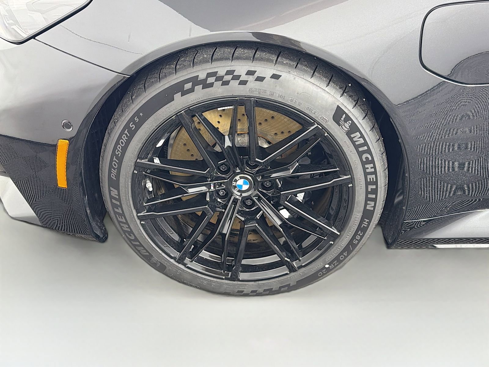 New 2026 BMW M5 w/ Carbon Package AWD/4WD image 32