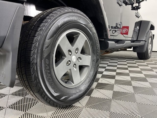 Used 2013 Jeep Wrangler Unlimited Sport image 19