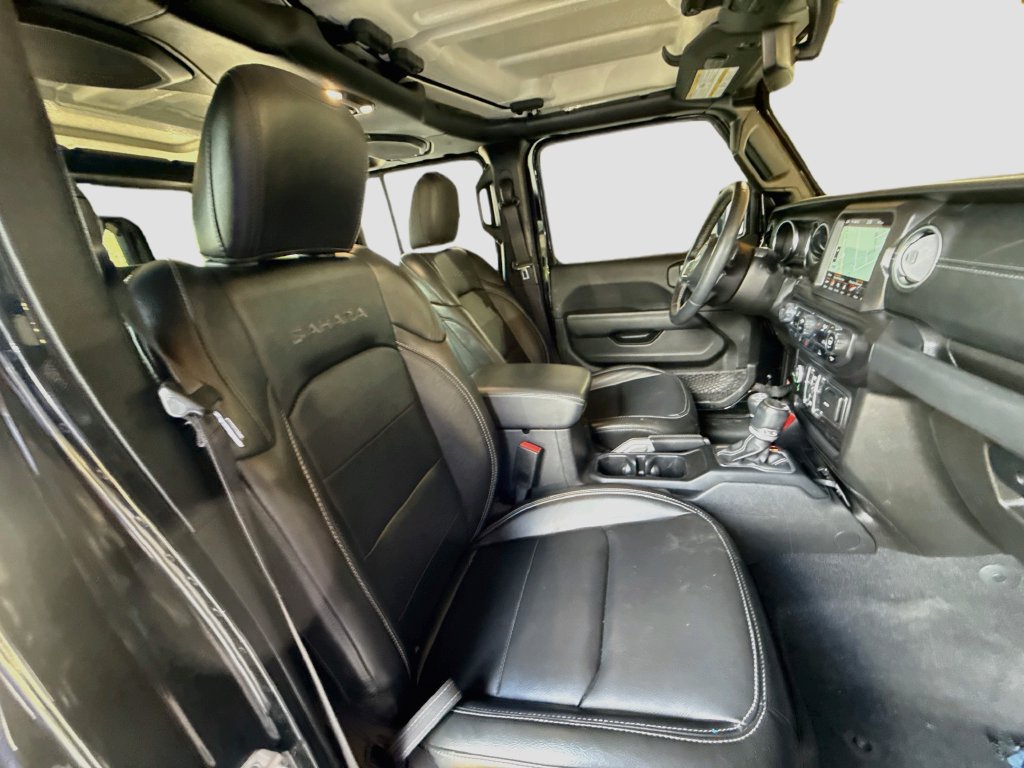 Certified 2022 Jeep Wrangler Unlimited Sahara AWD/4WD image 33