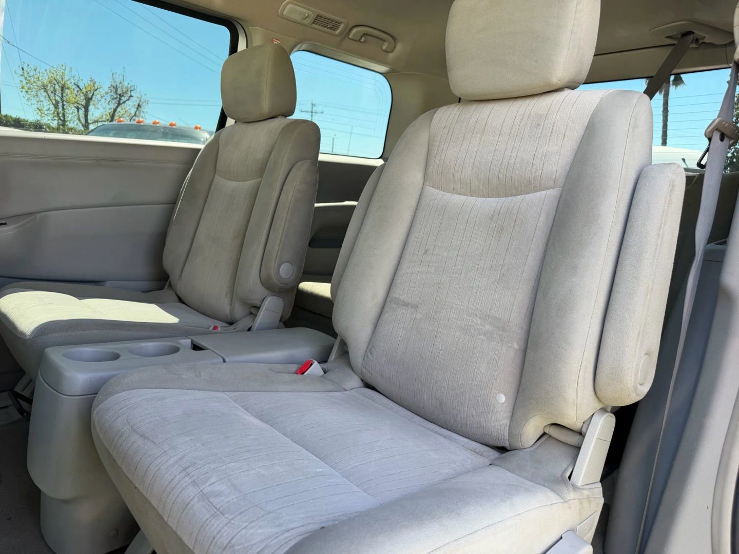 Used 2013 Nissan Quest S image 10