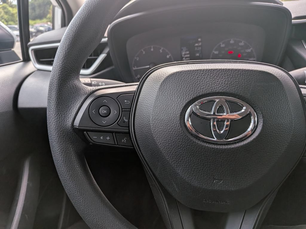 Used 2024 Toyota Corolla LE w/ LE Convenience Package FWD image 13
