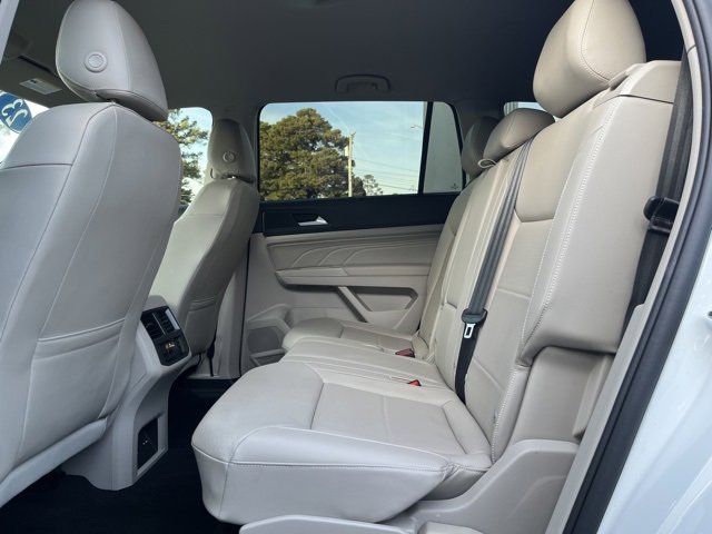 Used 2023 Volkswagen Atlas SE w/ Black Wheel Package image 24