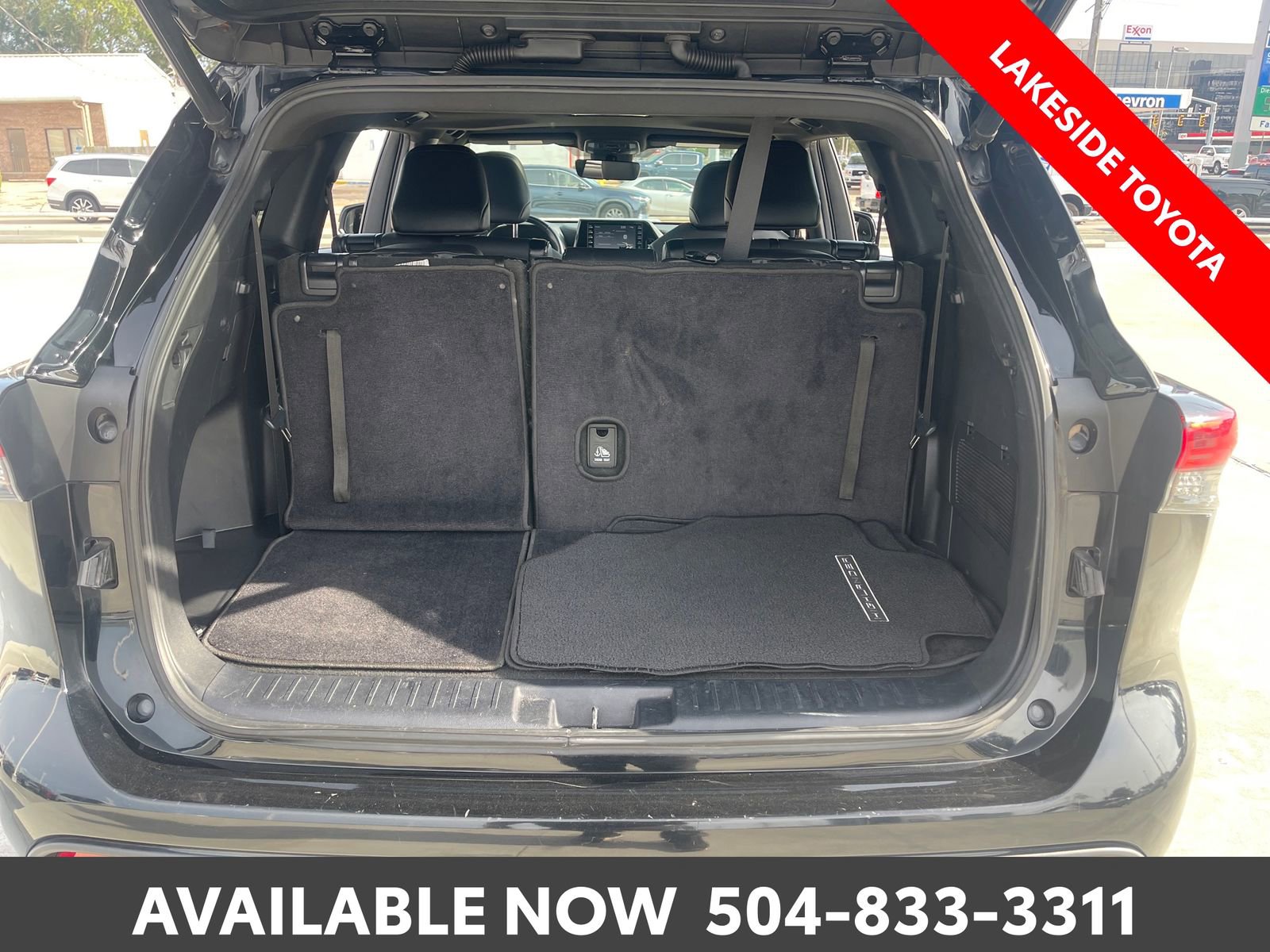Used 2021 Toyota Highlander XSE FWD image 20