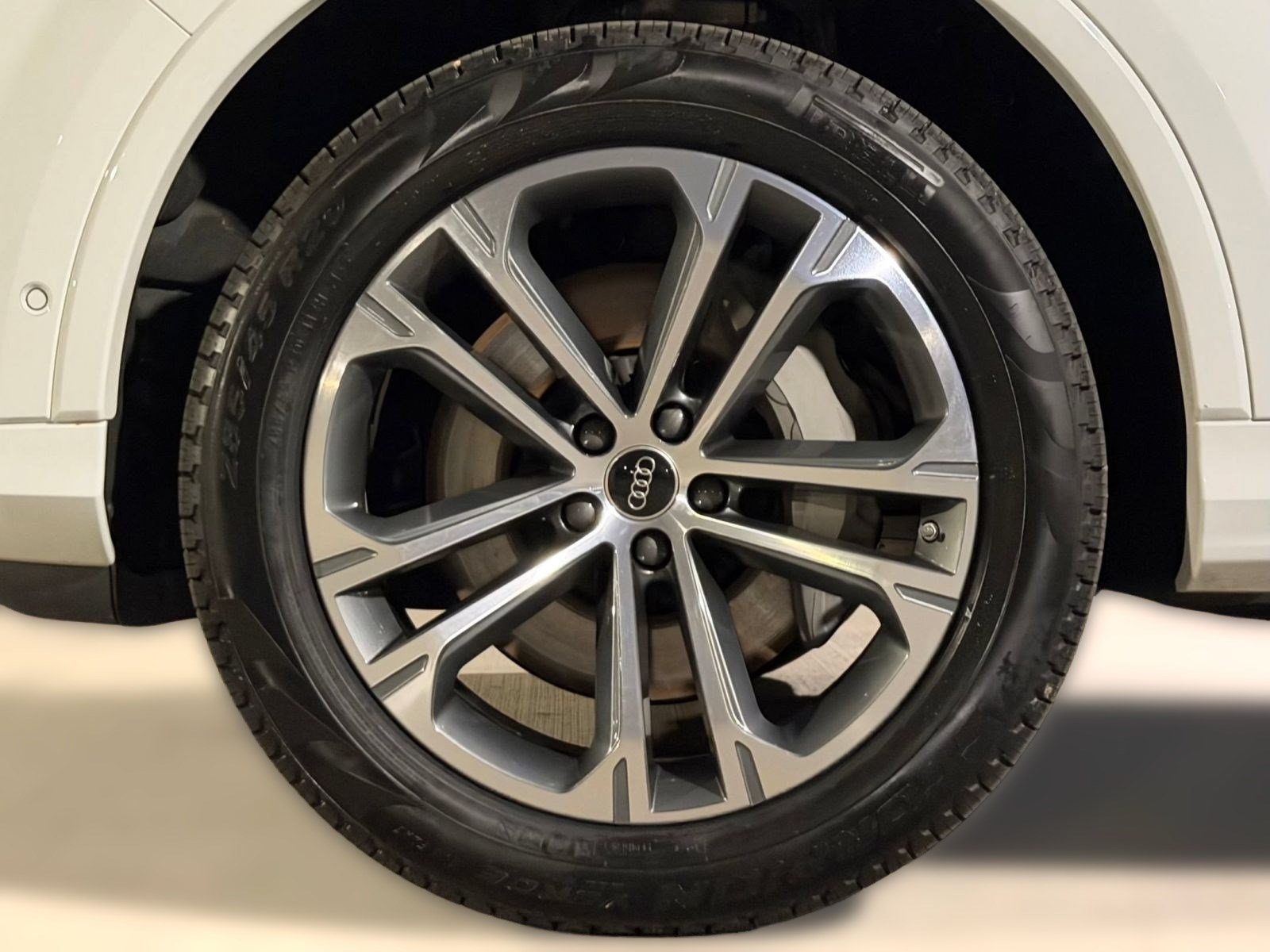 Certified 2026 Audi Q7 2.0T Premium w/ Convenience Plus Package AWD/4WD image 12