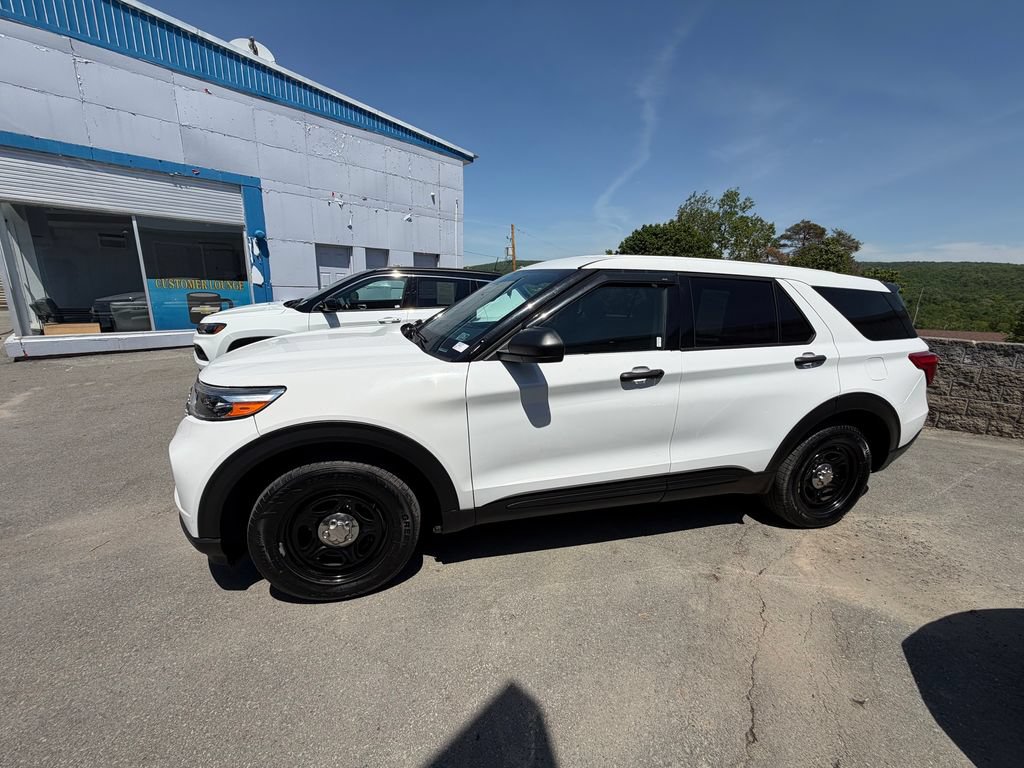 Used 2022 Ford Explorer 4WD Police Interceptor image 3