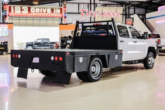 Used 2019 Chevrolet Silverado 3500 W/T w/ WT Convenience Package image 3