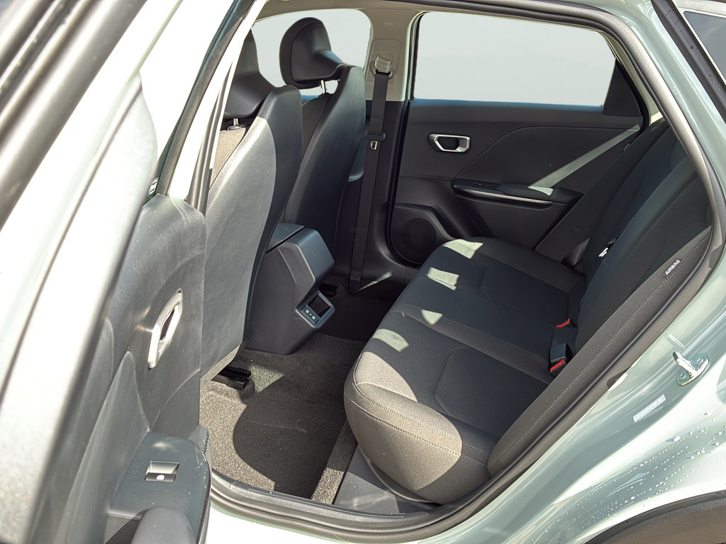 New 2026 Kia K4 FWD image 16