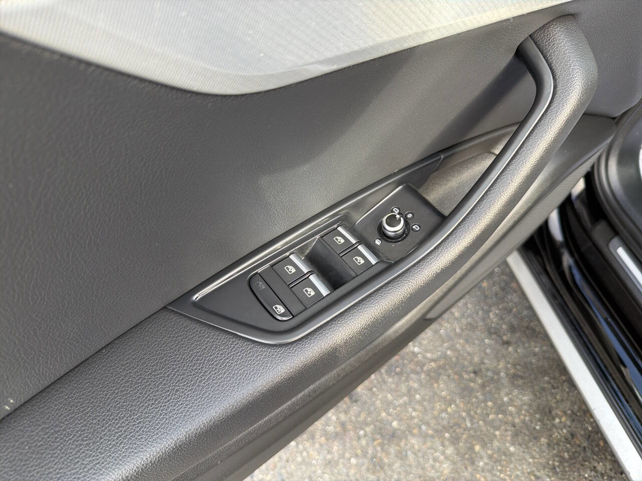 Used 2017 Audi A4 2.0T allroad Premium w/ Convenience Package image 36