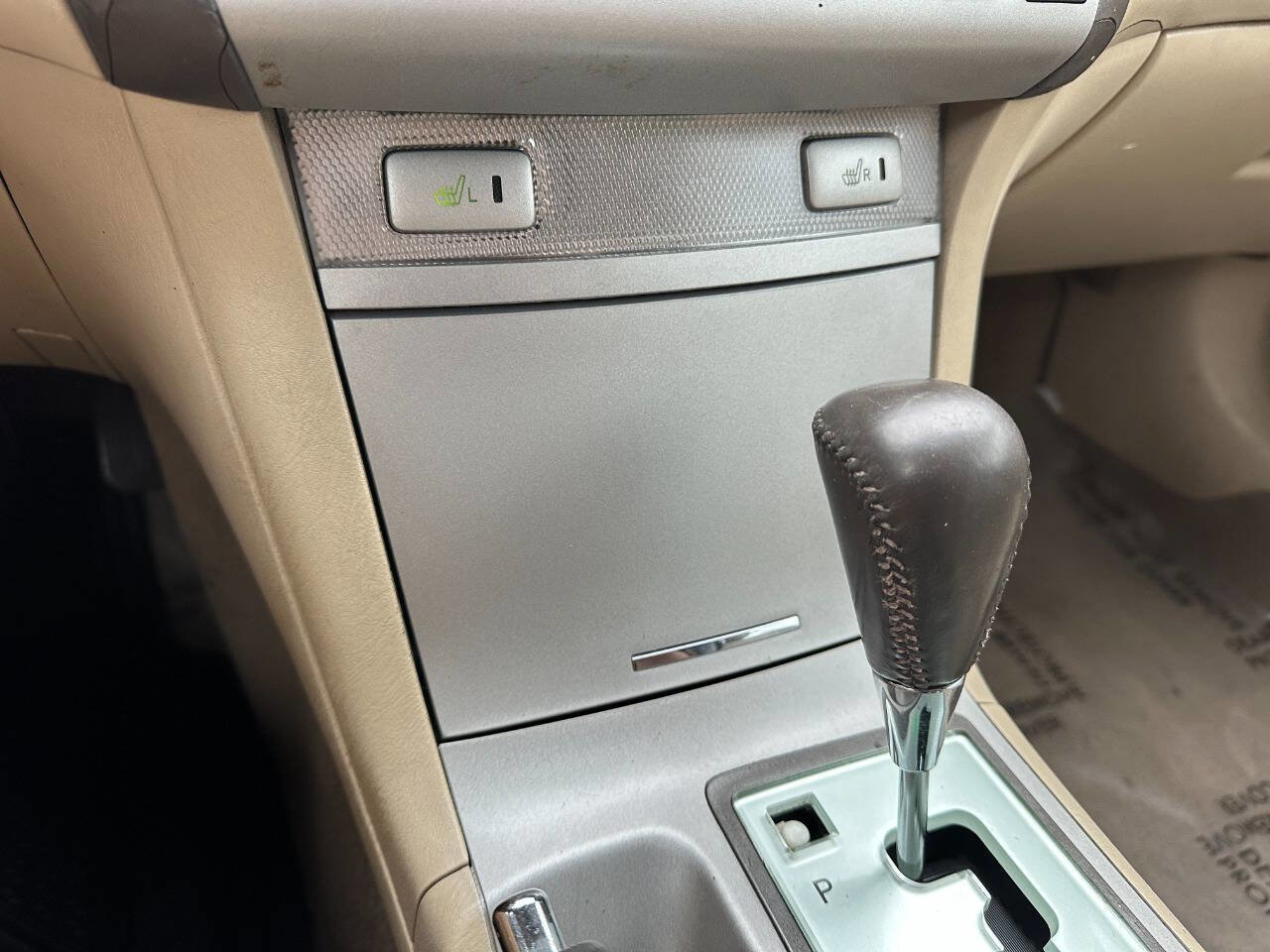 Used 2006 Toyota Solara SLE image 37