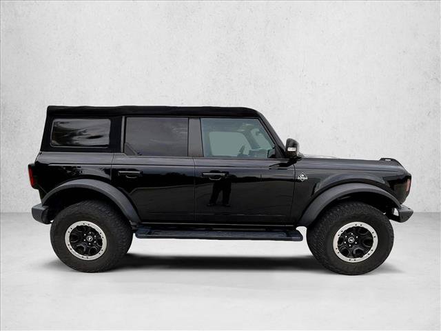 Used 2023 Ford Bronco Outer Banks w/ Sasquatch Package AWD/4WD image 5