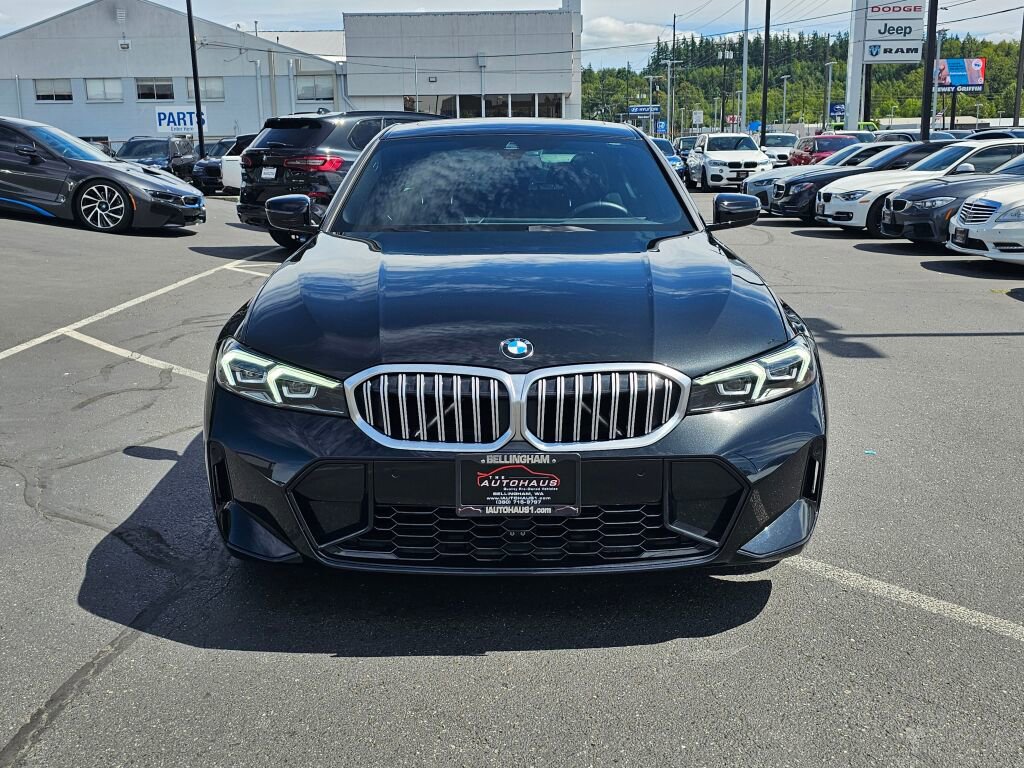 Used 2025 BMW 330i xDrive Sedan w/ M Sport Package image 2