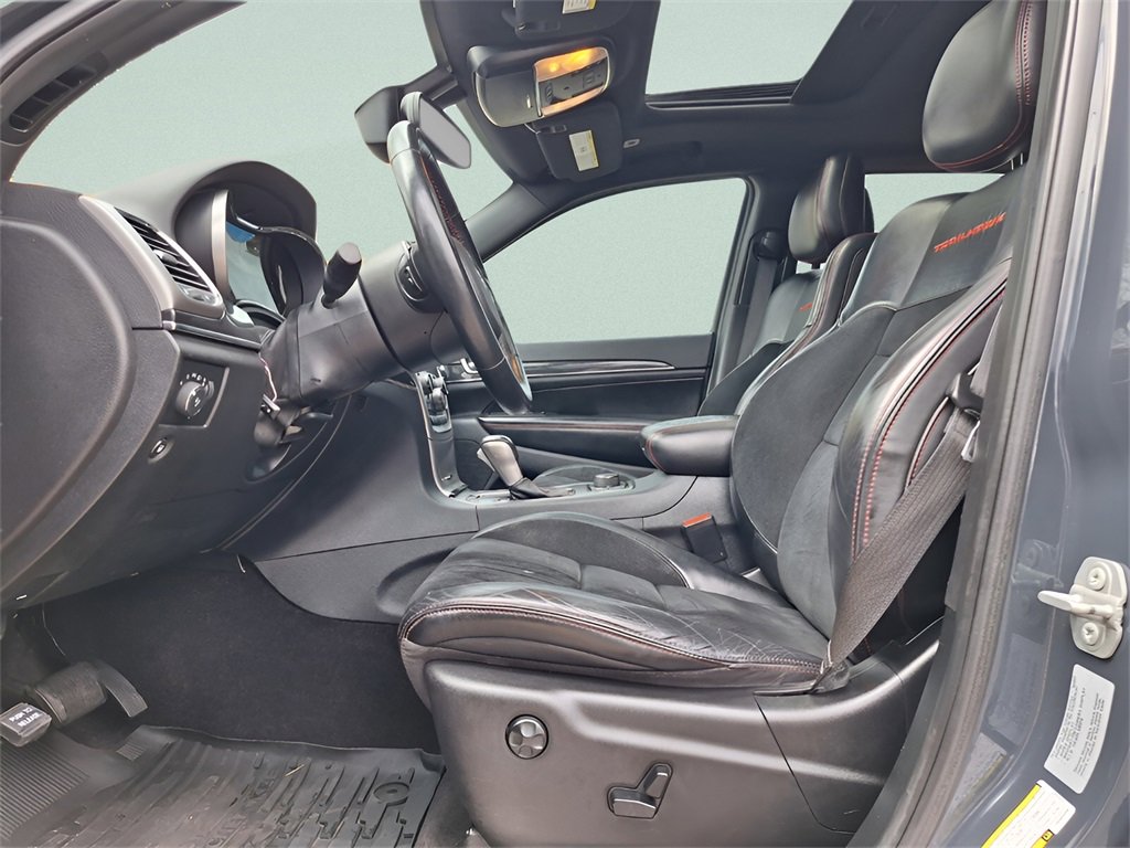 Used 2017 Jeep Grand Cherokee Trailhawk image 12