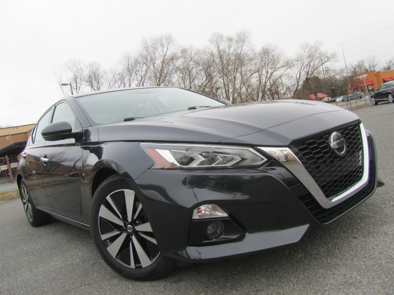 Used 2020 Nissan Altima 2.5 SV video 2