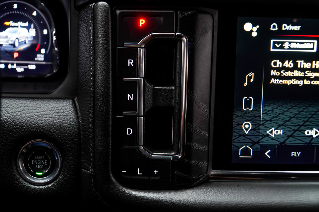 Used 2023 GMC Yukon Denali AWD/4WD image 24
