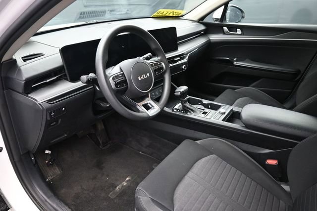 Used 2025 Kia K5 LXS FWD image 14