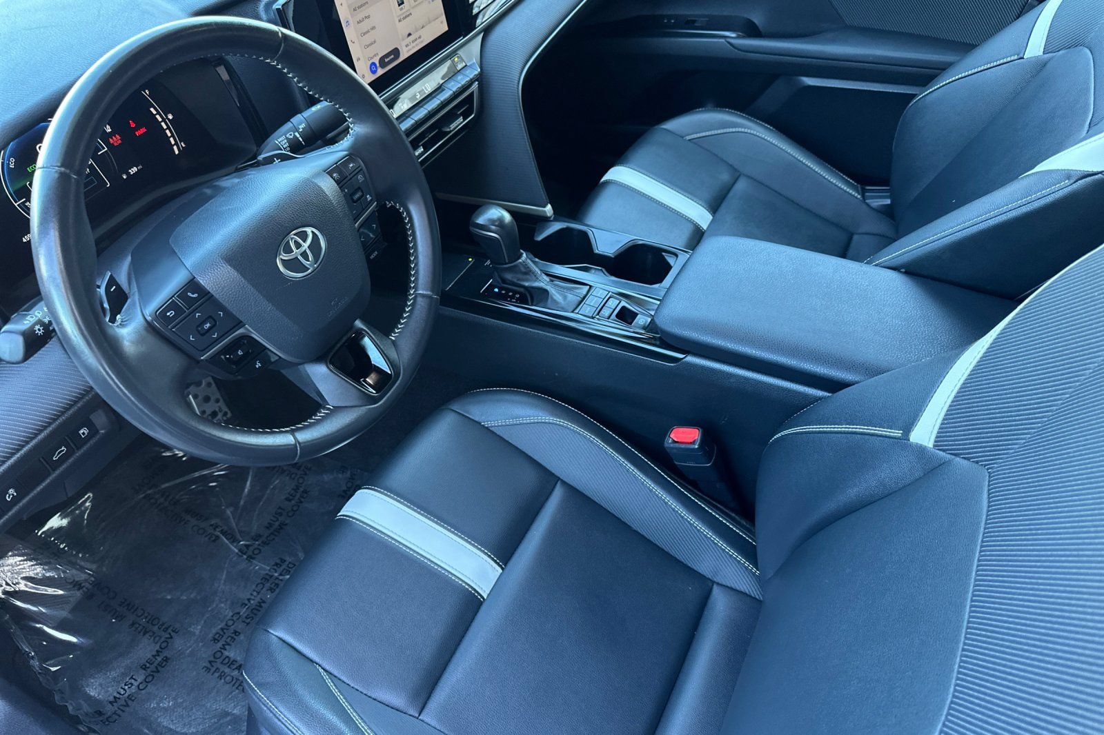 Certified 2025 Toyota Camry SE FWD image 10