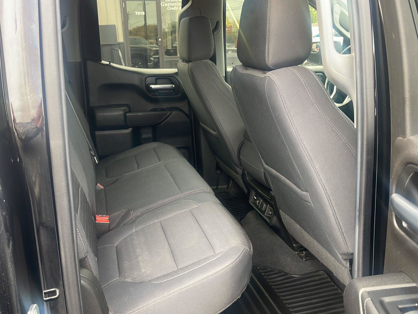 Used 2019 Chevrolet Silverado 1500 LT w/ All-Star Edition AWD/4WD image 10