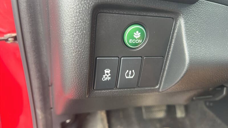 Used 2018 Honda HR-V EX-L image 18