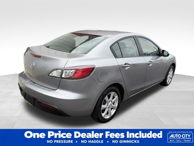Used 2010 MAZDA MAZDA3 i Touring FWD image 4