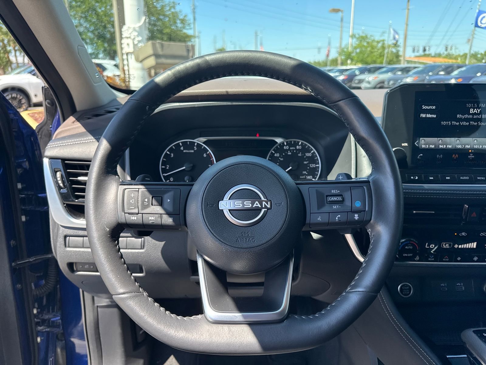 Certified 2023 Nissan Rogue SL w/ SL Premium Package FWD image 15