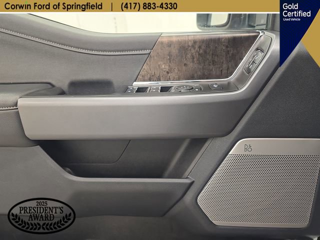 Used 2025 Ford F250 Lariat AWD/4WD image 35