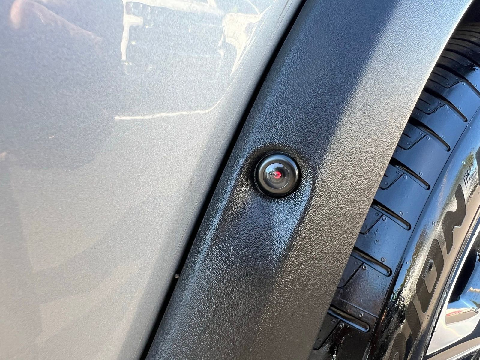 Used 2022 Rivian R1T Launch Edition image 64