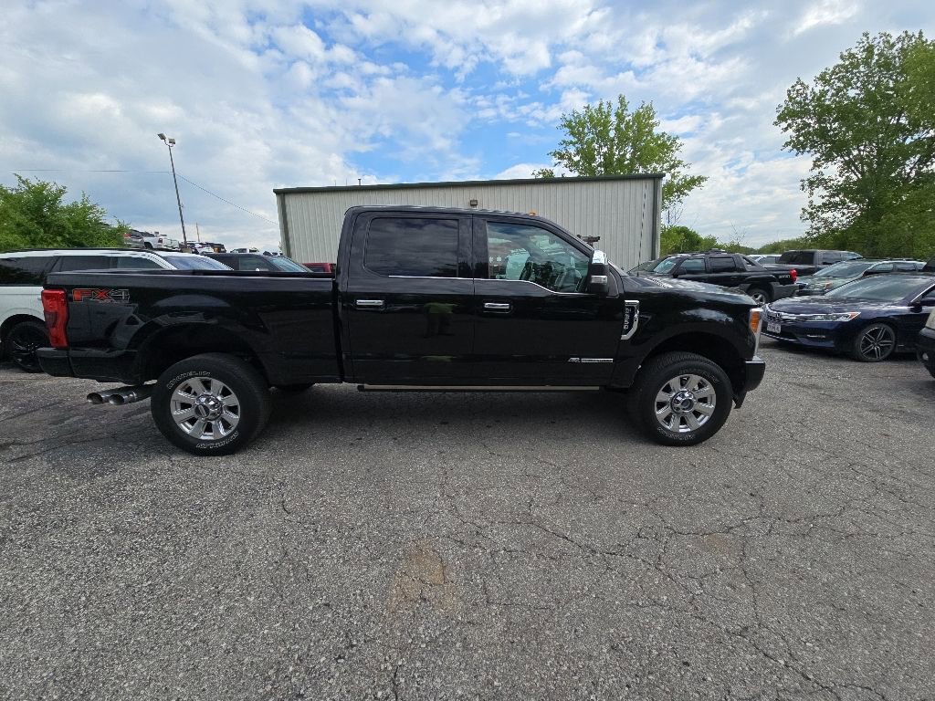 Used 2017 Ford F350 Platinum w/ Platinum Ultimate Package AWD/4WD image 9